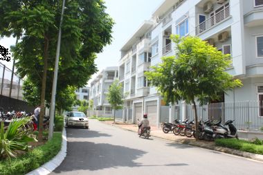 Bán Nhà TT Văn Phú 61m² Hướng Đông Bắc Đường 16,5m Nhà Có Thang Máy Có Thể Vào Ở Ngay